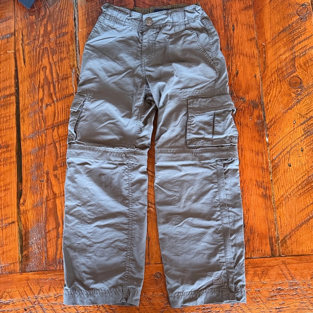 Boys REI zip off hiking pants 6-7 years